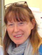 Dr Beata Pyrzyńska